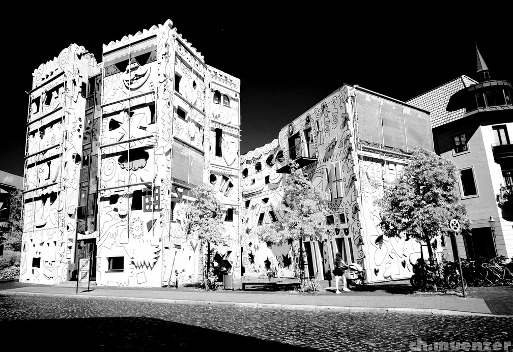 P1199465
